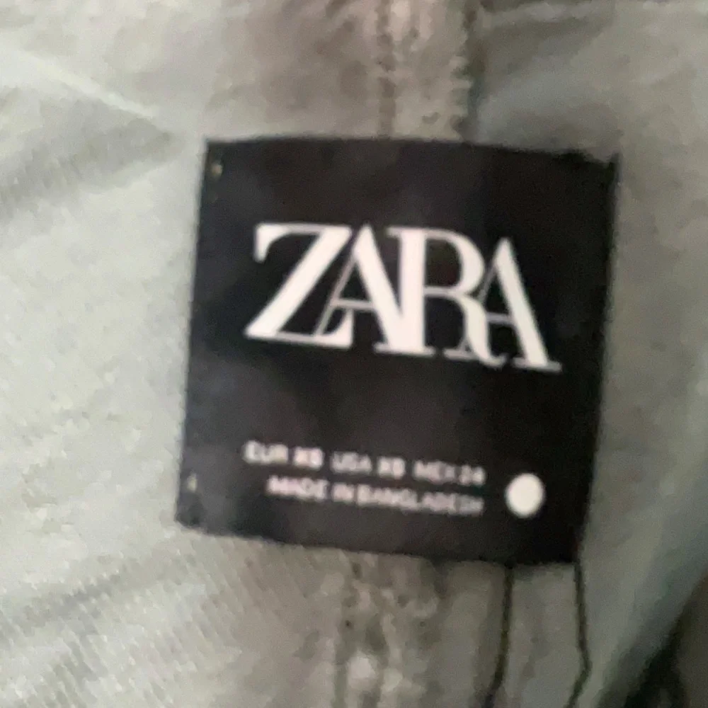 Zara Gray Denim Utility Jacket Studded Embellished Chore Jacket Crystal Detail - Picture 6 of 6